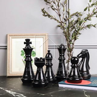 Chess-Black S/L หมากรุก ตุ๊กตา เซรามิก ของแต่งบ้าน แบบตั้งโต๊ะ สำหรับตกแต่ง ห้องนั่งเล่น โต๊ะทำงาน สีดำ มี 6 แบบให้เลือก