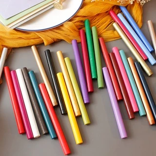 มี50สี ครั่งแท่ง ขี้ผึ้ง ใช้กับปืนกาวขนาด 11mm ได้ Sealing wax สำหรับทำตราประทับ ตกแต่งการ์ดแต่งงาน วันเกิด ของชำร่วย