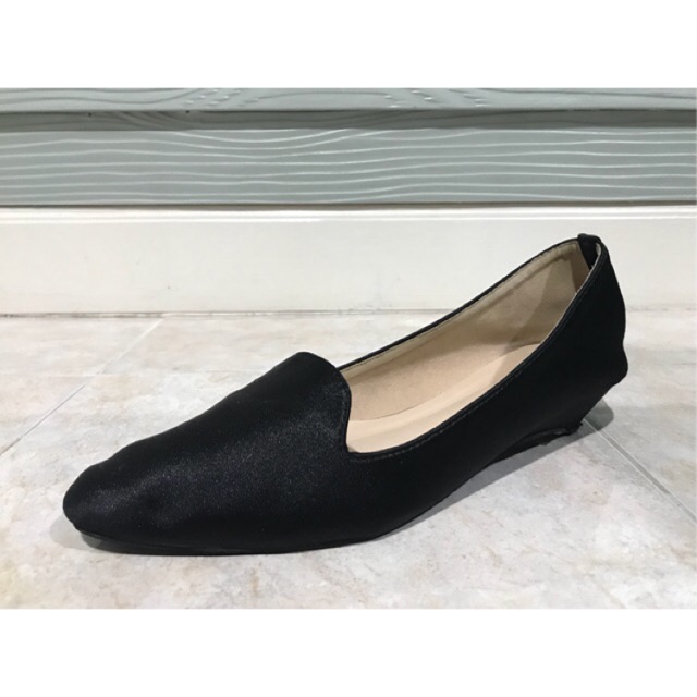 Penne : Black cushu (คัชชูสีดำทรงสุภาพ)