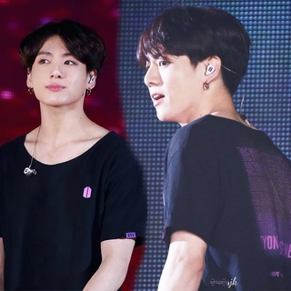 เสื้อยืดแบบ BTS ใส่ในคอนเสิร์ต