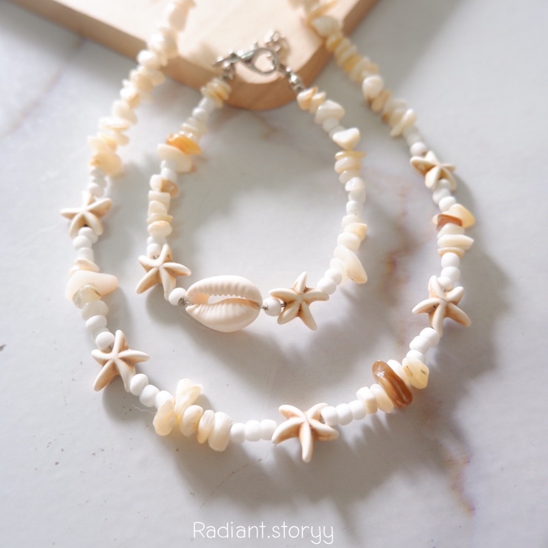พร้อมส่งจากไทย 🇹🇭สร้อยคอ สร้อยข้อมือ ไปทะเล หินเปลือกหอยสีธรรมชาติสลับปลาดาว