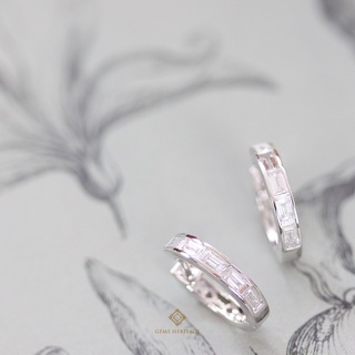 Gems Heritage  ต่างหูห่วง เพชรทรง Baguette (erwg197) เพชรแท้น้ำ 98 VVS2-VS1 เรือน 18K ทองคำขาว พร้อมใบรับประกัน