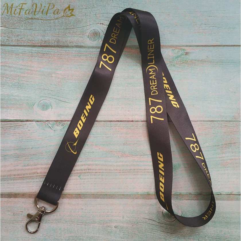 [PENGHANTARAN LAJU 🇲🇾] PREMIUM Boeing 787 Dreamliner Lanyard Airline Lanyard Tali Lanyard เชือกเส้นเ