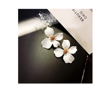 White Pink Green Flower Earrings : ต่างหู ตุ้มหู ดอกไม้ สี ขาว ชมพู เขียว