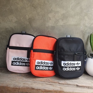 กระเป๋าสะพายข้าง Adidas Vocal Fest Bag.