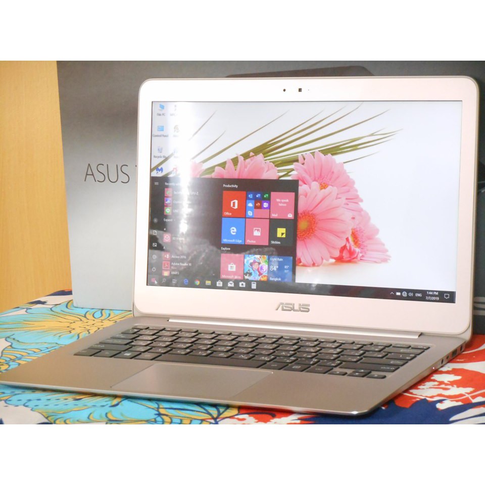 โน๊ตบุ๊คมือสอง ASUS ZenBook Core m3-6Y30 /จอ 13.3”IPS /แรม 4+SSD 128 /บอดี้อลูมิเนียม+วินโดว์แท้
