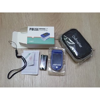 แถมฟรีถ่าน+กระเป๋า (พร้อมส่งในไทย) เครื่องวัดออกซิเจนปลายนิ้ว (Pulse Oximeter)