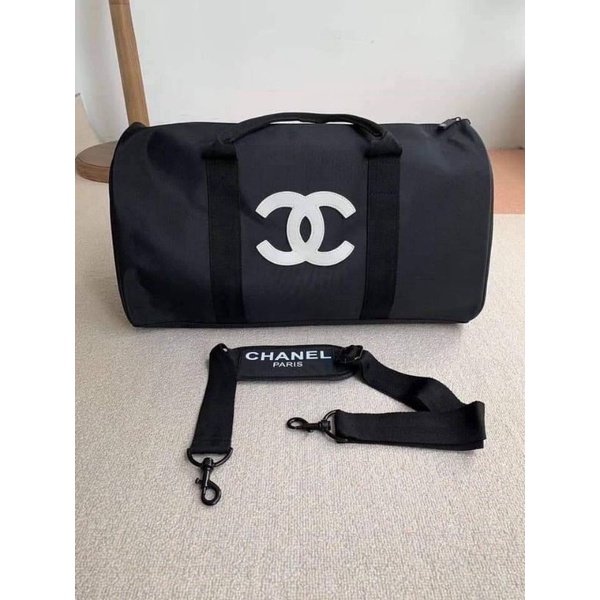 กระเป๋าเดินทาง​  Chanel  ใบใหญ่สีดำ