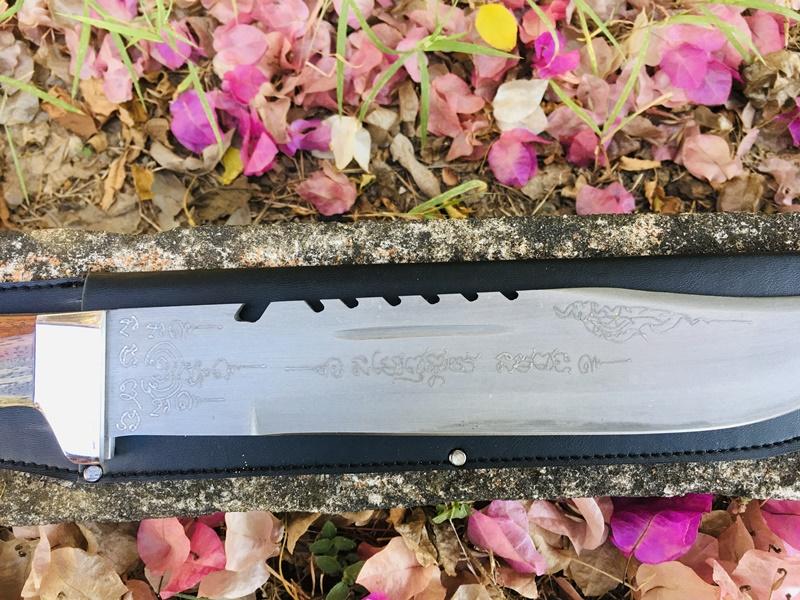 มีดเดินป่าแกะลายขนาด 11 นิ้ว (18 นิ้วรวมด้าม) มีด มีดเดินป่า มีด มีดทำครัว มีดอรัญญิก - รูปที่ 2