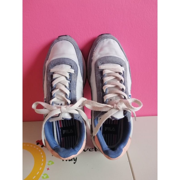 🔥รองเท้าแบรนด์เนมFILA💥(มือสอง)​