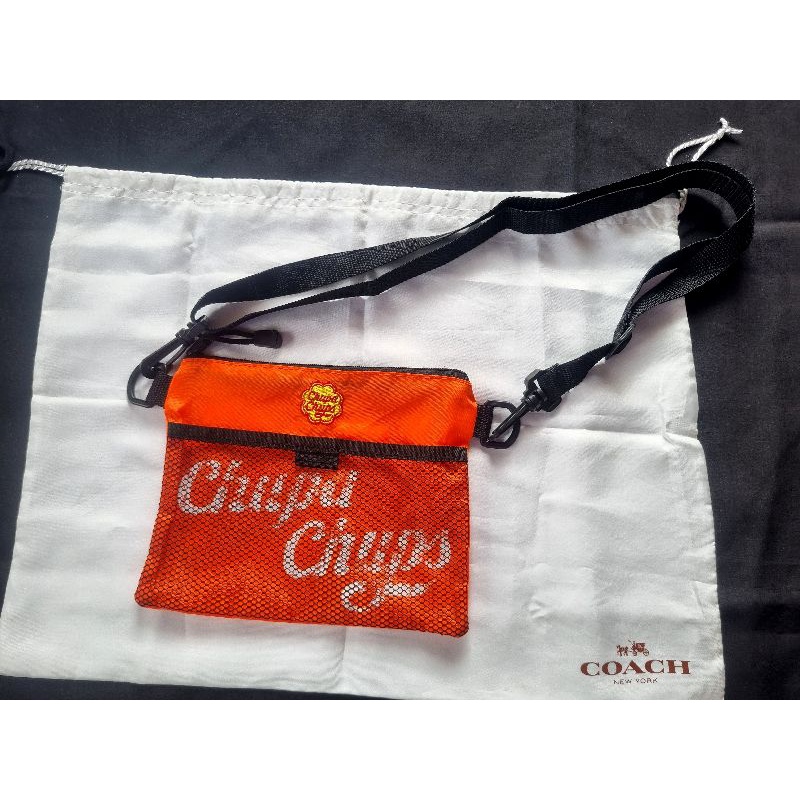 กระเป๋าสะพาย Chupa Chups