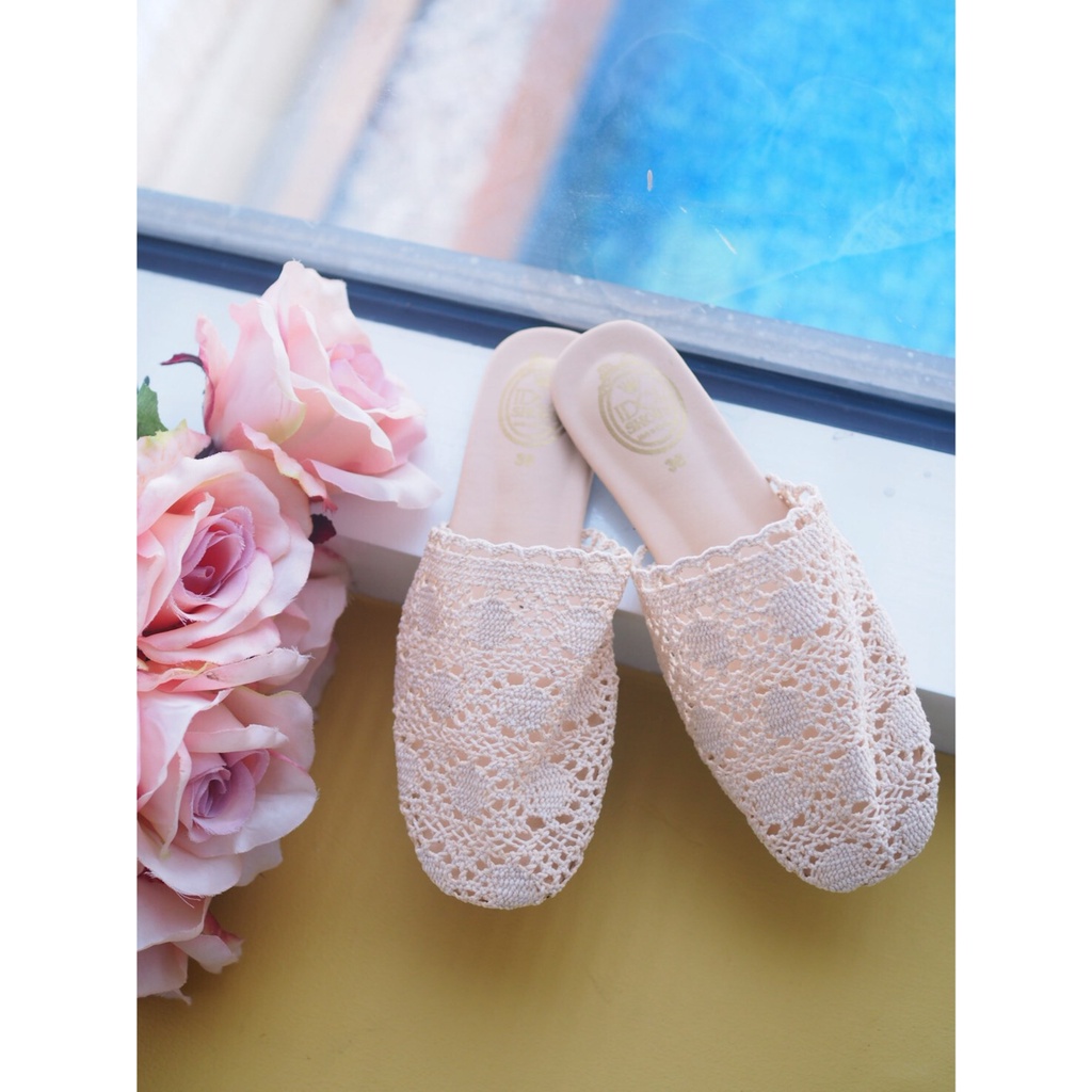 (🇹🇭พร้อมส่ง) Size36-40มีเก็บเงินปลายทาง👠รองเท้าเปิดส้นลูกไม้แบบเก๋น่ารัก..พื้นรองฟองน้ำใส่นิ่มสบายค่ะ