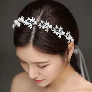 ที่คาดผมประดับคริสตัลรูปดอกไม้สีเงิน ทีคาดผมเจ้าสาวดอกไม้