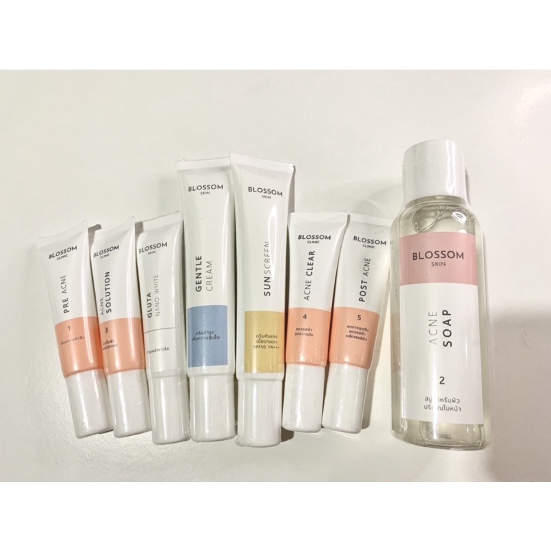 ขายชุดผลิตภัณฑ์รักษาสิว Blossom Clinic