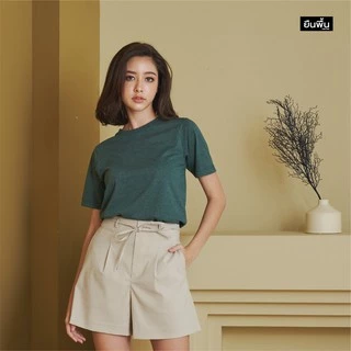 YuenPuen เสื้อยืดคอกลม สีเขียว ยืนพื้น ไม่ยืด ไม่ย้วย เสื้อสีพื้น ผ้าCotton ผสม Polyester ผ้านุ่ม