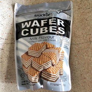 [2 ห่อ] สแนคกี้ เวเฟอร์แท่งไส้ครีมรสนม wafer cubes milk flavour