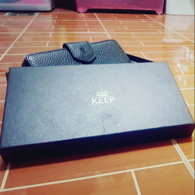 กระเป๋าสตางค์รุ่น KEEP