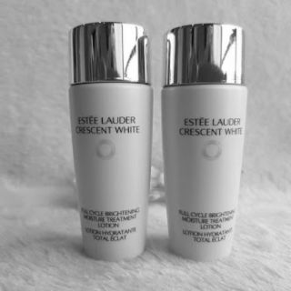 Estee Lauder Crescent White