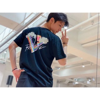 เสื้อยืดเด็กผช - หลากสีสายรุ้งKpopผ้าฝ้ายสบายหวี30sเสื้อยืดS/M/L/XL/2XLสําหรับผู้หญิงผู้ชาย