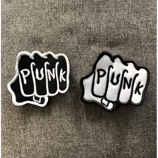 อาร์ม “ Punk ” แบบเย็บติด / แบบตีนตุ๊กแก สินค้าพร้อมส่ง!