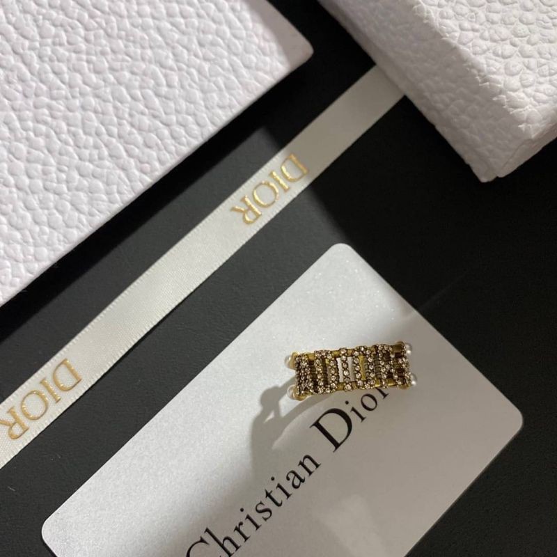 แหวน​ Dior​ ฟรีไซส์​