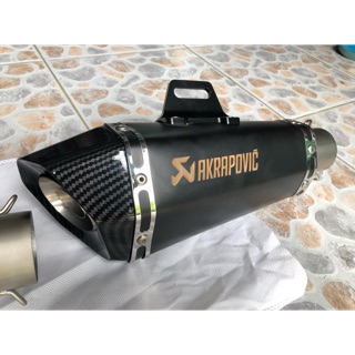 Akrapovic shorty สแตนเลสสีดำด้านปากคาร์บอน