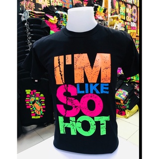 ถูกสุดๆสไตล์ใหม่ ( I M LIKE SO HOT )เสื้อยืดสกรีนลายสะท้อนแสง คอกลมรหัสเต็ม