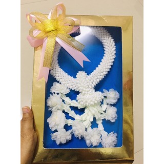 ดอกมะลิ ดอกมะลิวันแม่ พวงมาลัยดอกมะลิ กล่องสีทองใช้ไหว้ผู้ใหญ่งานแต่ง กล่องใหญ่