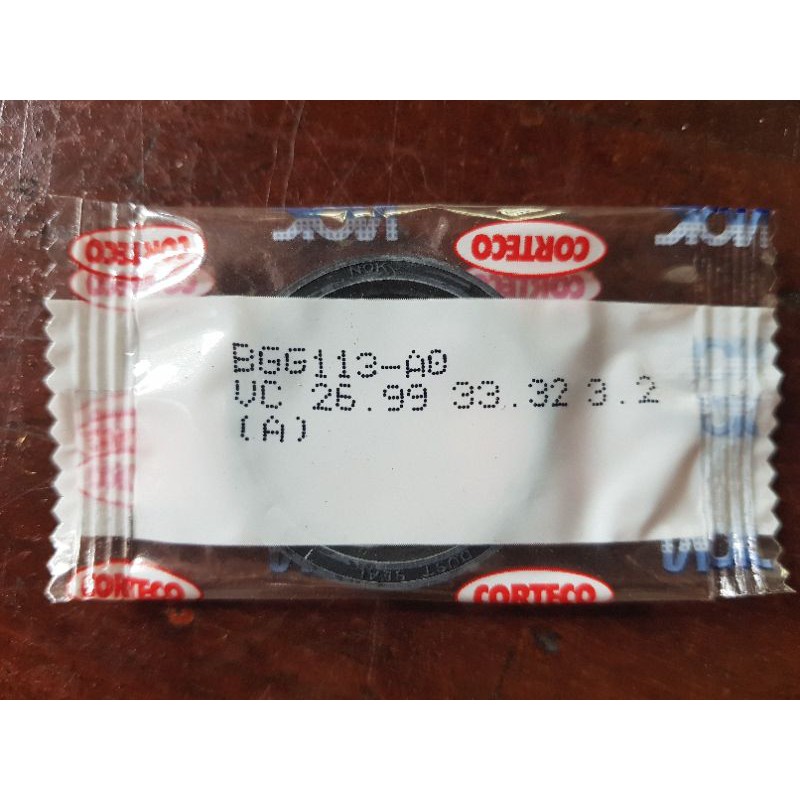 ซีลกันน้ำมัน Corteco VC 26.99-33.32-3.2