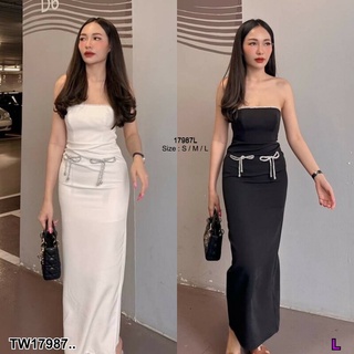 MM17987 เดรสเกาะอกยาว แต่งริบบิ้นเงิน long strapless dress Silver ribbon decoration..