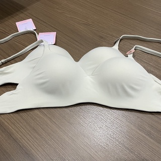 Sabina ซาบีน่า ฟองดี รุ่น Pretty Perfect ไม่มีโครง รหัส SBU9201