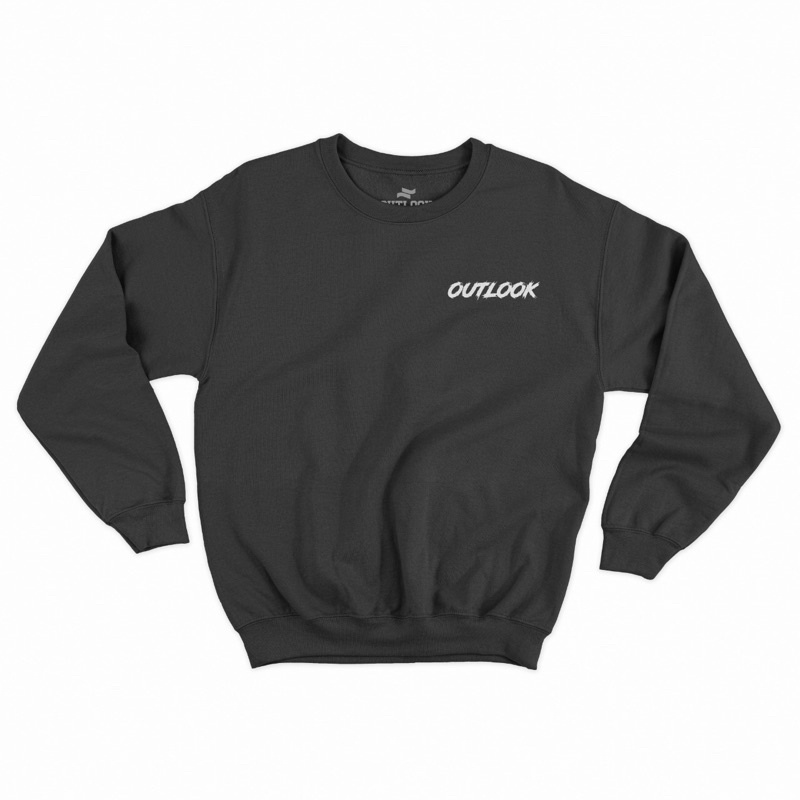 Outlook Crewneck สีดํา Sectar