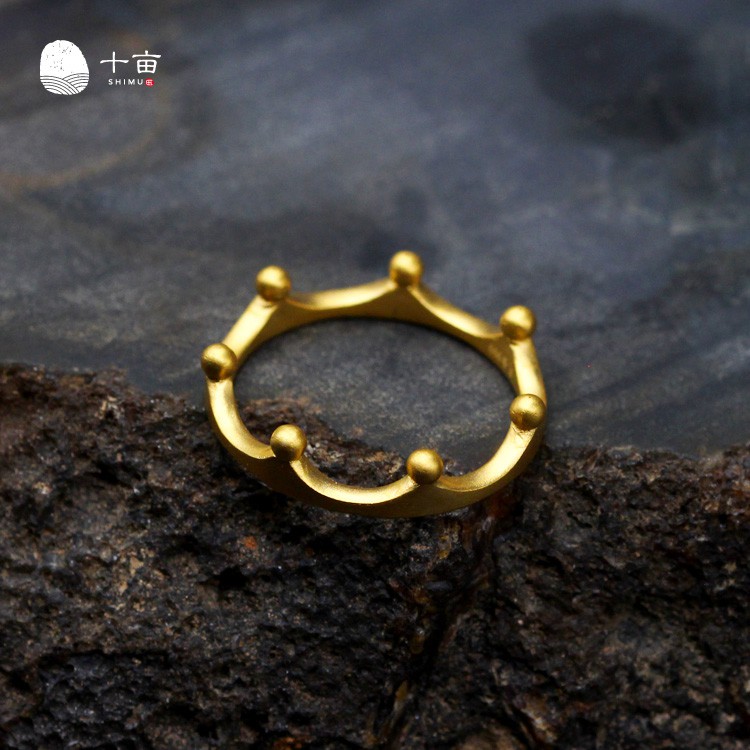 สิบเอเคอร์ของเครื่องประดับแหวนทองที่กำหนดเองทองเต็ม 999 มงกุฎแหวนหญิงราชินีคู่แหวนวิธีโบราณแหวนแต่งงานทองคำบริสุทธิ์