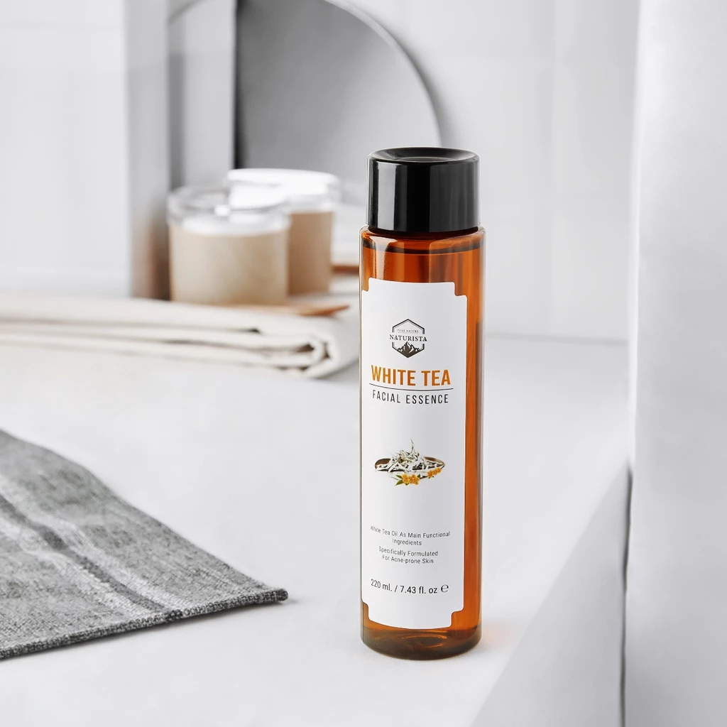 Naturista น้ำตบเอสเซนส์โลชั่นชาขาว ฟื้นฟูผิวให้กลับมาเนียนนุ่ม  White Tea Facial Essence 220ml thumbnail 3