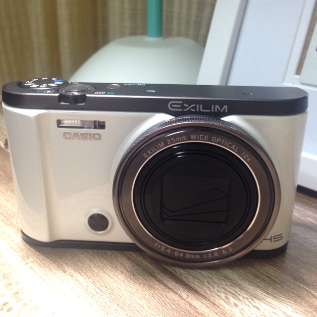 กล้องCasio EX-ZR3500 สีขาว