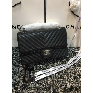 Chanel classic V. 10"