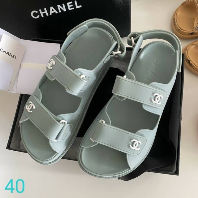 chanel sandals 2020 cruise