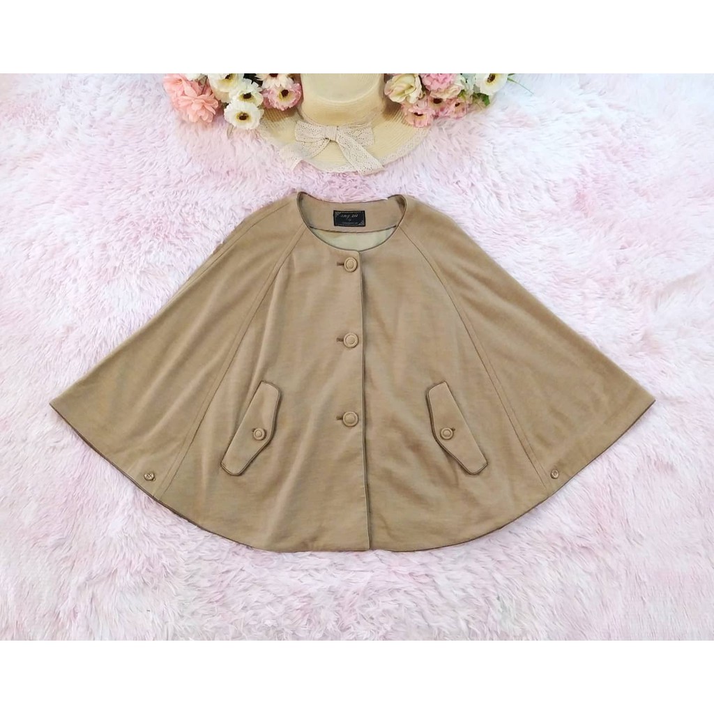 ปอนโช​สีน้ำตาล​ แบรนด์​ #anysis น่ารัก