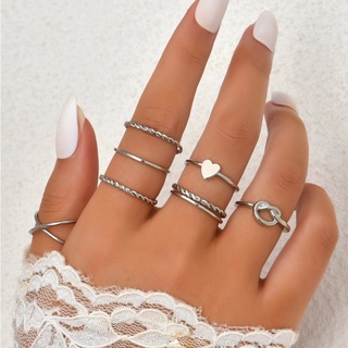 เซ็ตแหวนหัวใจสีเงิน 8pcs Heart Decor Ring