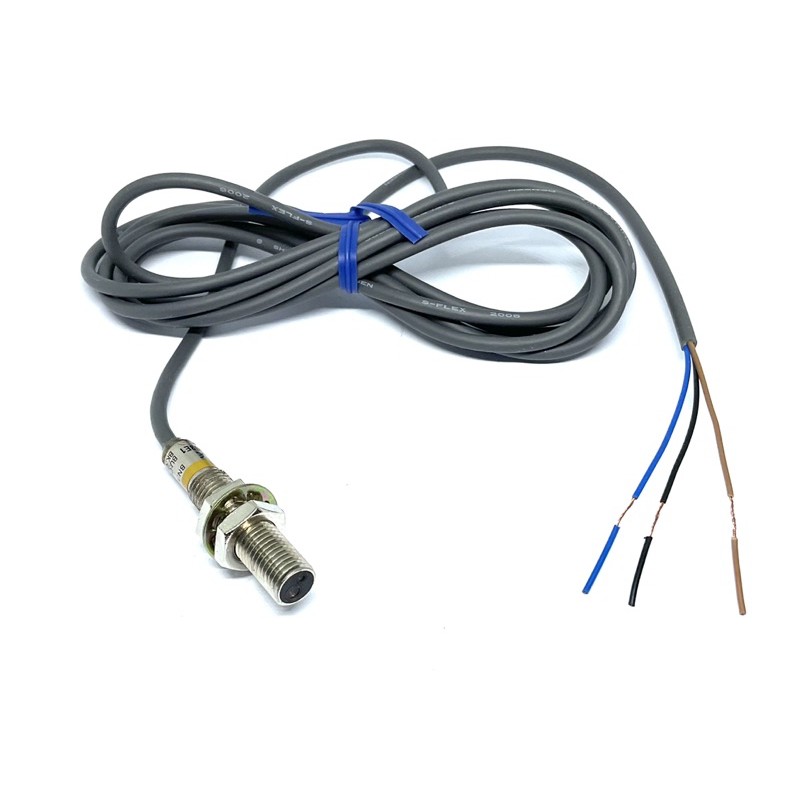 เซ็นเซอร์ รุ่น E3HT-DS3E1 ระยะการจับ 35 MM ขนาด 8 มิล 3 สาย