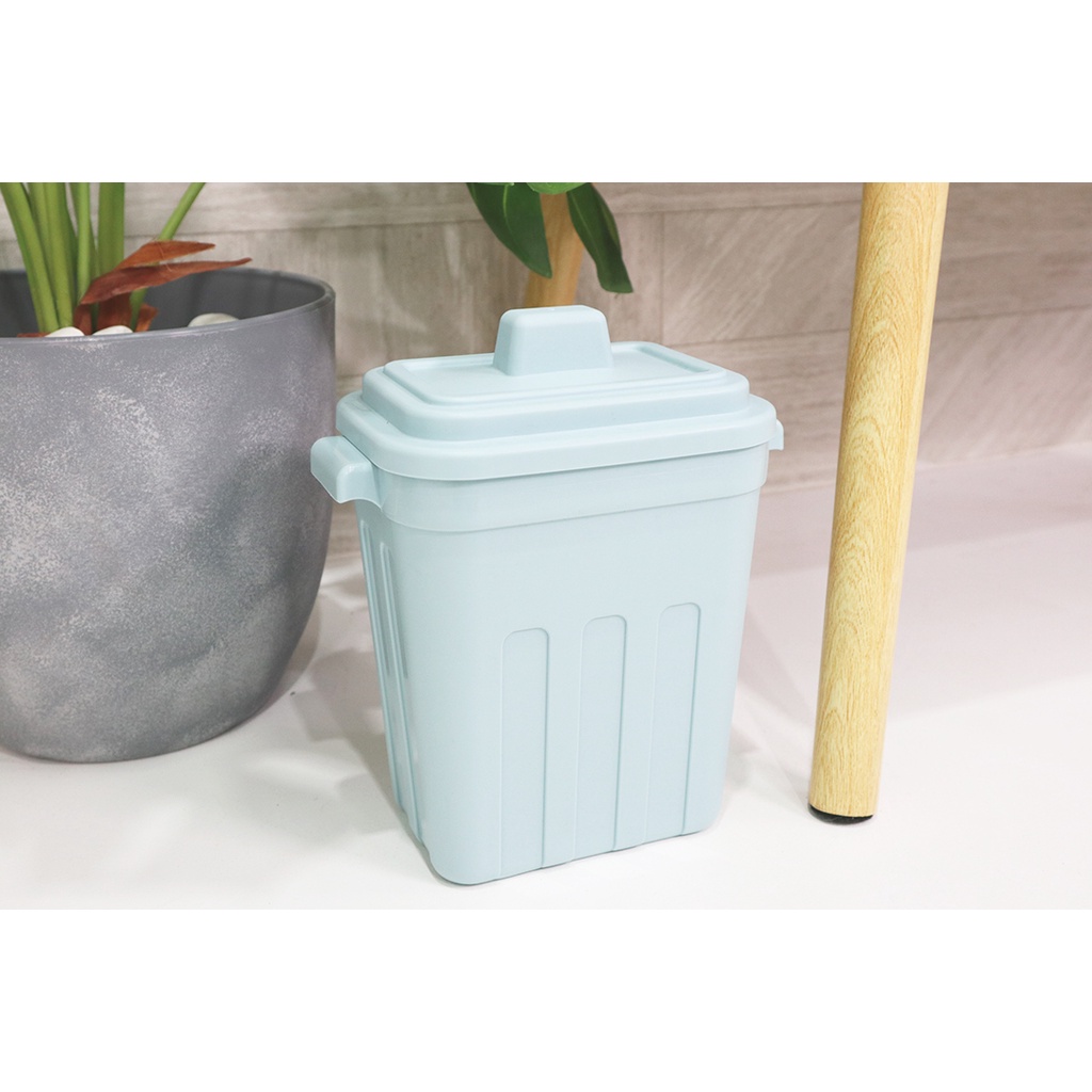 [สินค้า Clearance] Garage can ถังขยะพลาสติกใบเล็ก มีฝา JP Quality 1.8L 11x18x23 cm