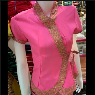 เสื้อพนักงานสีชมพูผูกข้าง