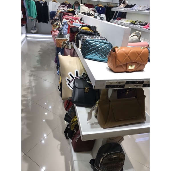 กระเป๋า alexis******