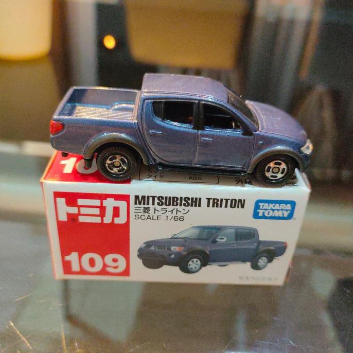 Tomica 109 triton mitsubishi takara tomy