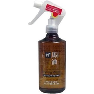 Horse Oil Styling Water สเปรย์น้ำแร่มาตรฐานน้ำมันม้า (300 ml)