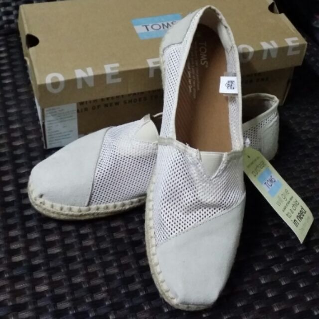 รองเท้าToms