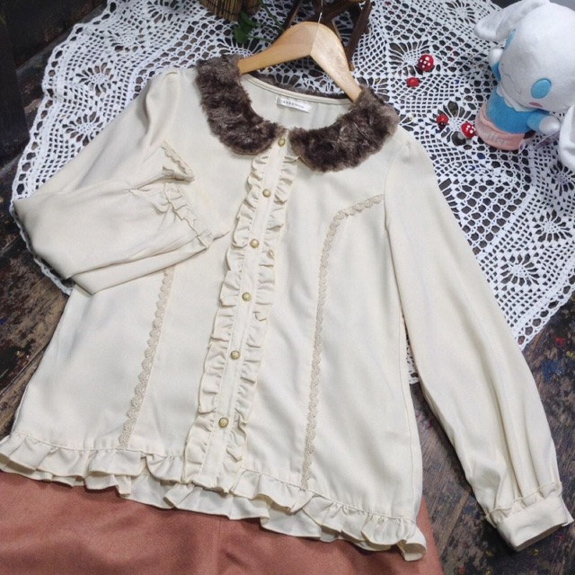 เสื้อญี่ปุ่นมือสอง แบรนด์ axes famme แท้