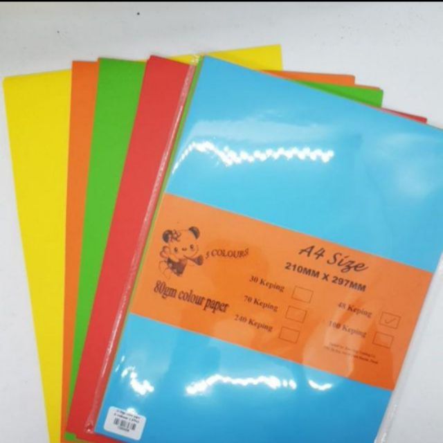 กระดาษสี A4 คละสี***