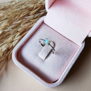 OPAL MINIMAL​ RING​ แหวนโอปอล​มินิมอลเม็ดเดี่ยว น้ำสวย เหลือบสวย เกรดพรีเมียม ตัวเรือนเงินแท้ 925