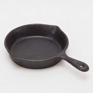 CAST IRON กระทะเหล็กหล่อด้ามจับ ขนาดเล็ก 10 CM. CAST IRON / 0109-69